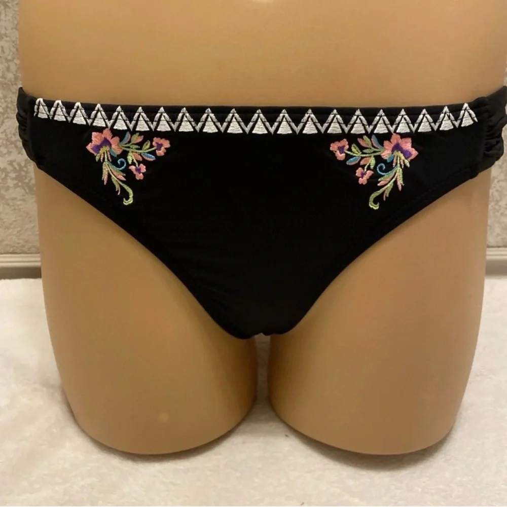 Gibson Latimer Black Bikini with Floral Embroidery Accent